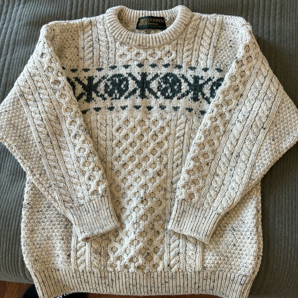 Vintage 100% wool Irish sweater